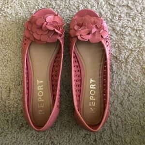 REPORT open toed flats