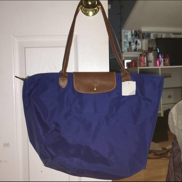 LongChamp Le Pliage Navy Medium Tote