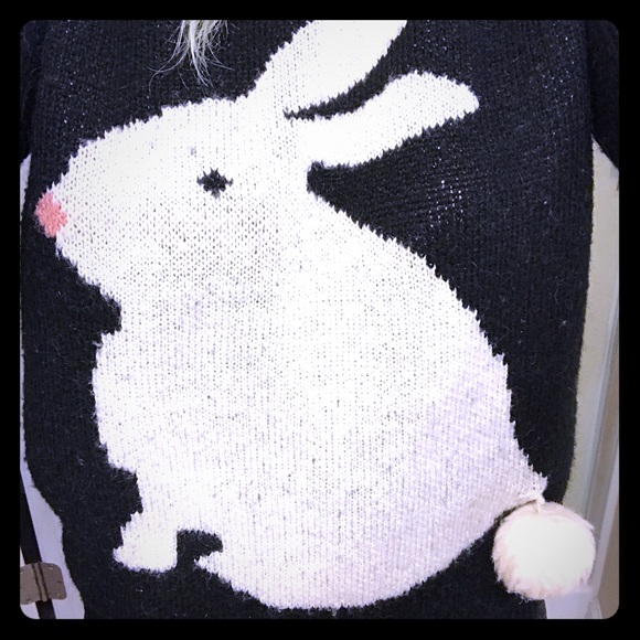 BUNNY SWEATER