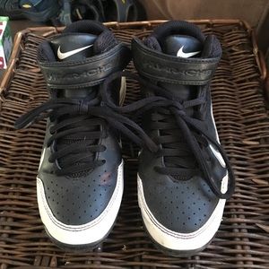 Boys Nike Huarache Baseball Cleats -Size 1Y
