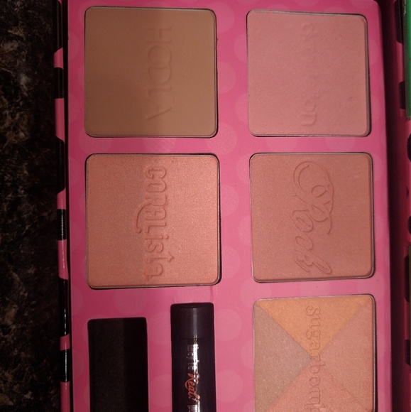 Benefit real cheeky party - Picture 3 of 3