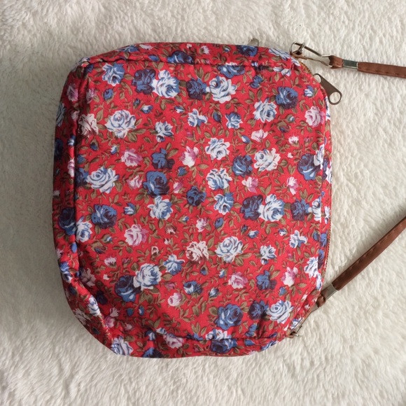Floral Mini Crossbody - Picture 2 of 4