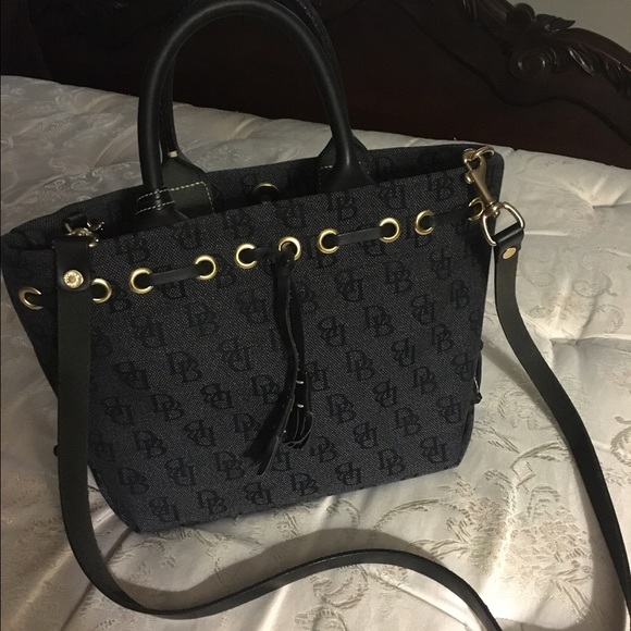 D&B tote