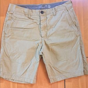 H&M khaki shorts