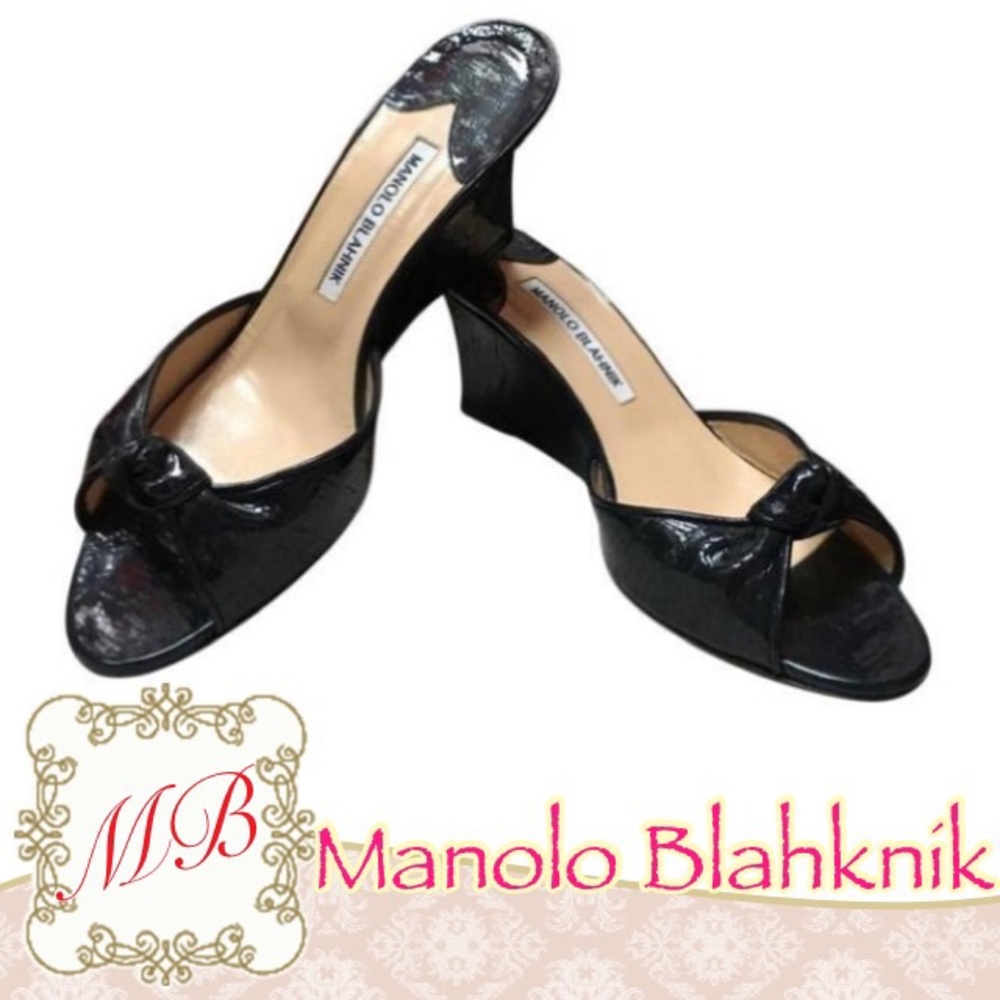 👡💯Authentic Manolo Blahknik Laros Navy Sandals💕
