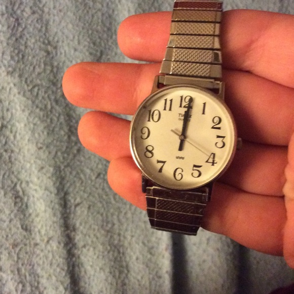 Time bold fashion watch