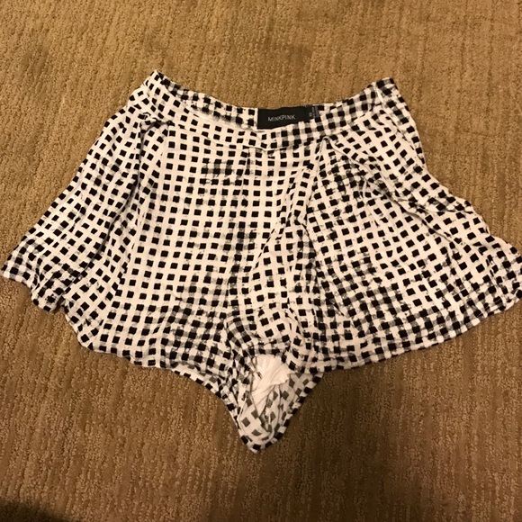 High waisted flowy shorts