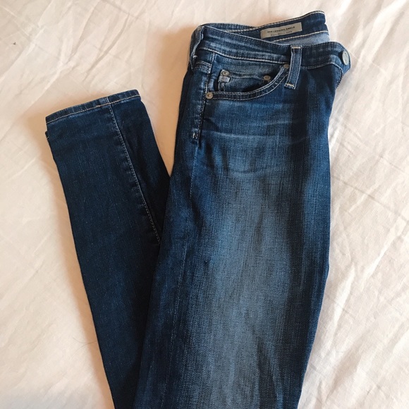 Size 25 AG skinny ankle jeans