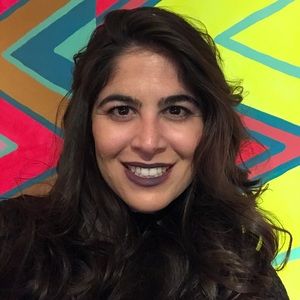 Meet your Posher, Elissa
