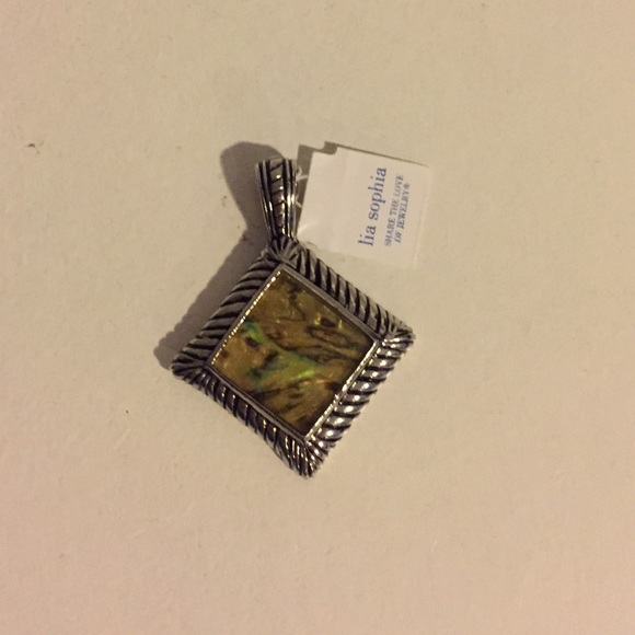 Lia Sophia Pendent