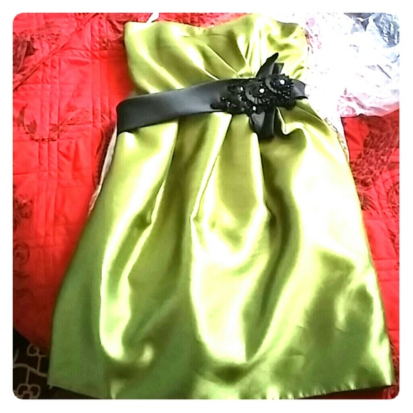 Cocktail dress - Picture 1 of 4