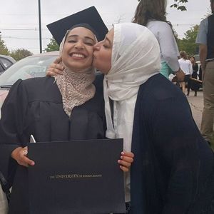 Meet your Posher, Malak