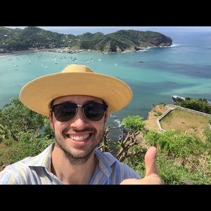 Meet your Posher, Elliot