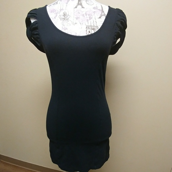 🎉🆑🎉FREE PEOPLE little black dress. - Picture 2 of 4