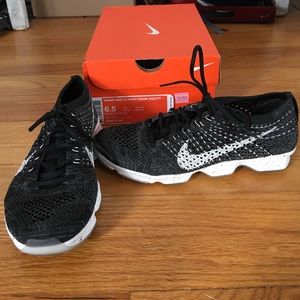 Nike Flyknit Zoom Agility