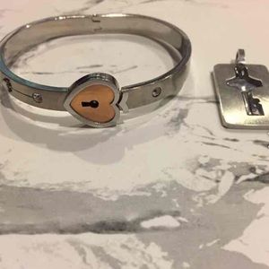 Sterling silver love lock & bracelet.