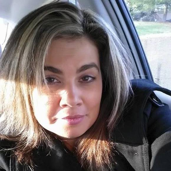 Meet your Posher, Jennifer - Picture 1 of 1