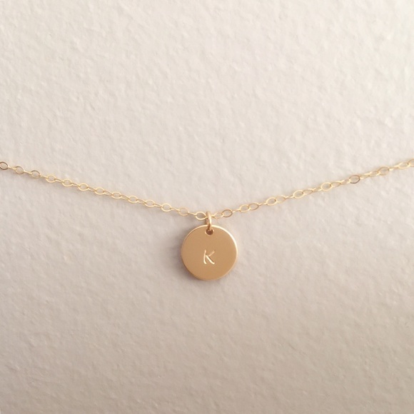 Gold filled circle coin disc dainty necklace - Picture 3 of 4