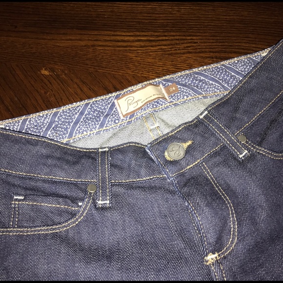Perfect condition Paige jeans...size 24x32
