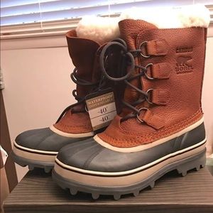 Sorel Caribou Boot NWT (in box)