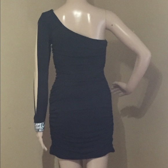 HONEY AND ROSIE DRESS - Picture 2 of 4