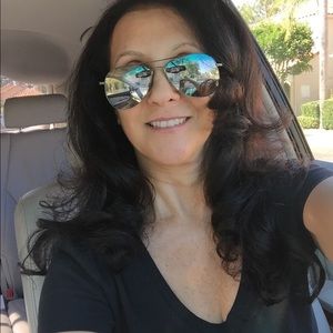 Meet your Posher, Diane