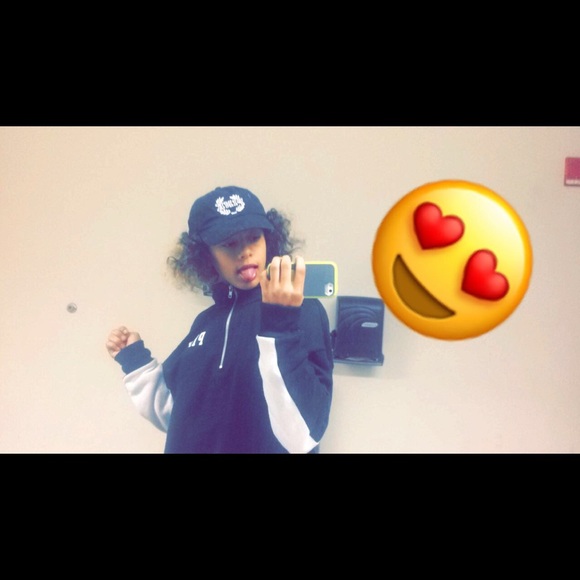 Meet your Posher, Kaitlyn