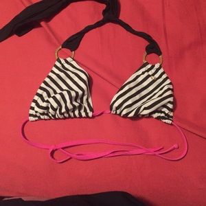 Guess bikini top