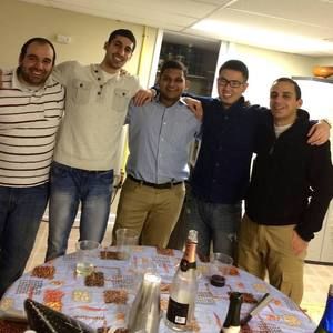 Meet your Posher, Khanh