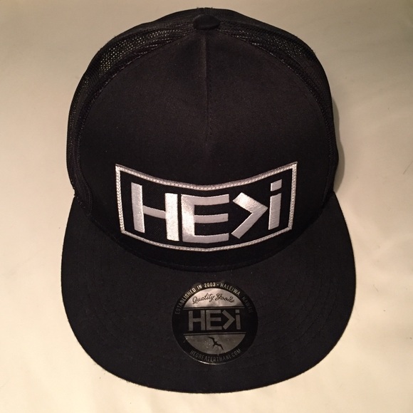 HE>i Unisex SnapBack Trucker Hat (Black)