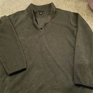 Consensus Mens Pullover. XLT
