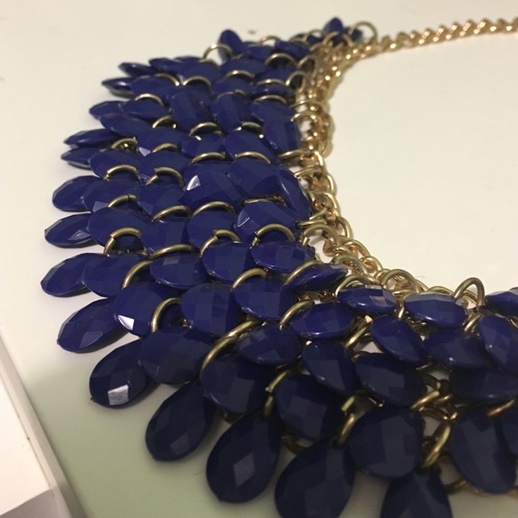 Necklace - Picture 3 of 4