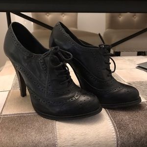 Aldo Black Oxford Booties