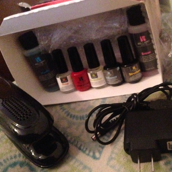 Red Carpet Other - Red Carpet Manicure Set New in Box