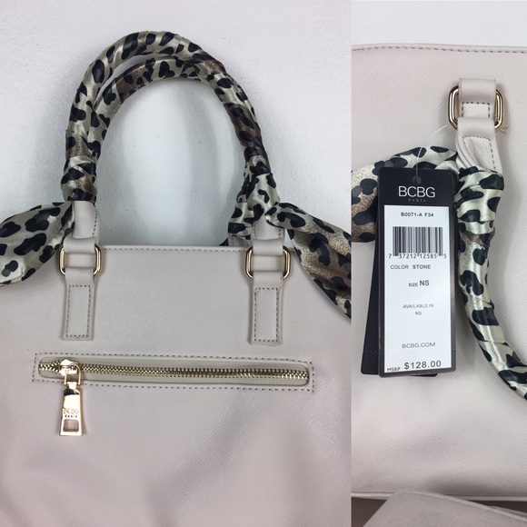 ❤️Last one ❤️BCBG Paris Scarf Story handbag - Picture 3 of 5