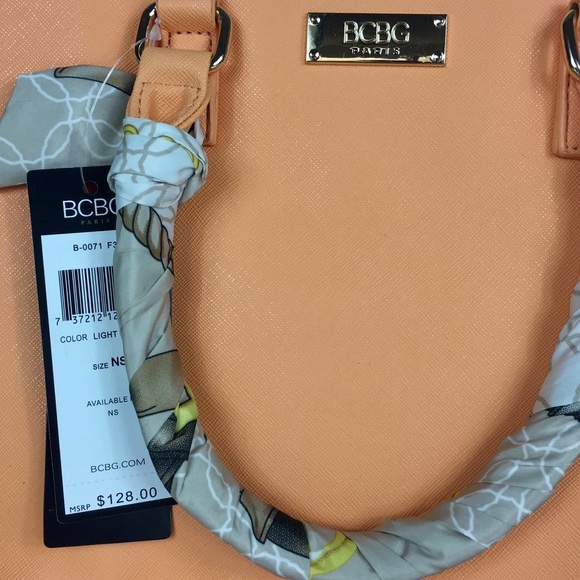 SOLD ♥️BCBG Paris Scarf Story satchel bag - Picture 3 of 8