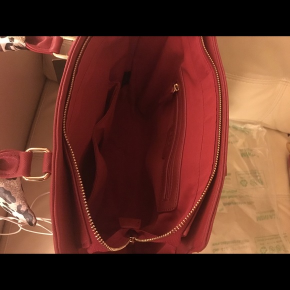 SOLD ♥️BCBG Paris Scarf Story satchel bag - Picture 7 of 8