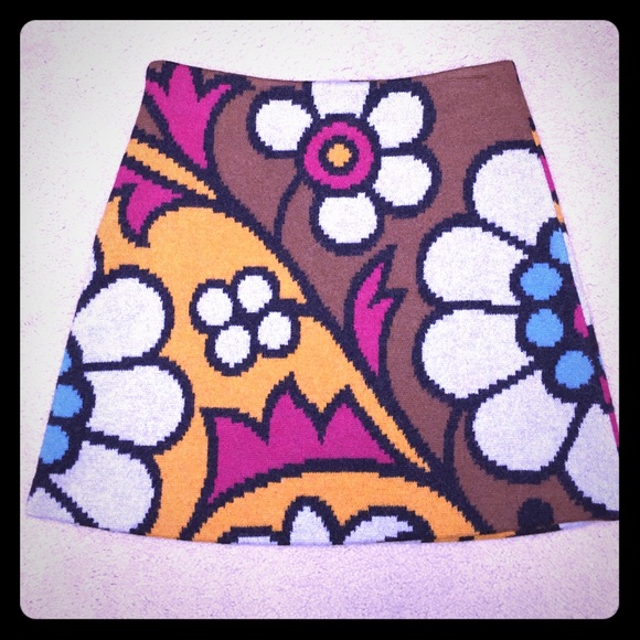 Missoni 70s style floral mini skirt 🌻