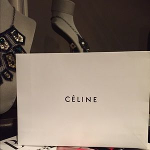 Meet your Posher, Veronica