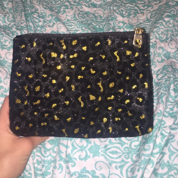 Makeup bag