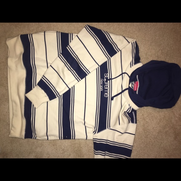 Supreme men's hoodie