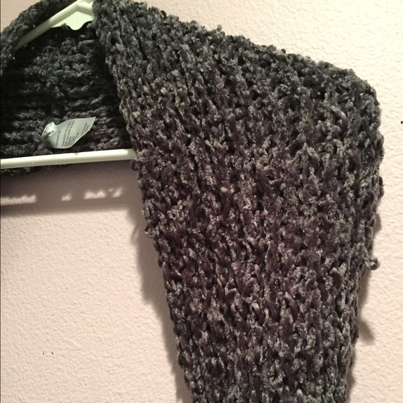 Scarf - Picture 2 of 2