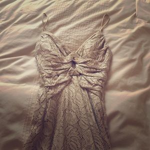 Cache nude lace evening gown size 2