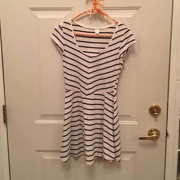 H&M dress