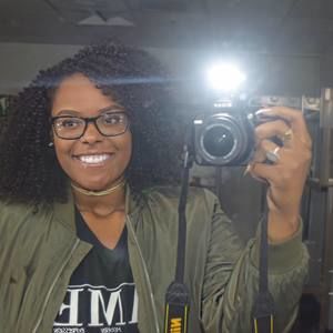 Meet your Posher, Monet