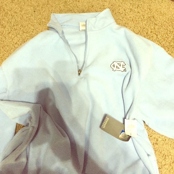 Brand new unc fleece! Size large