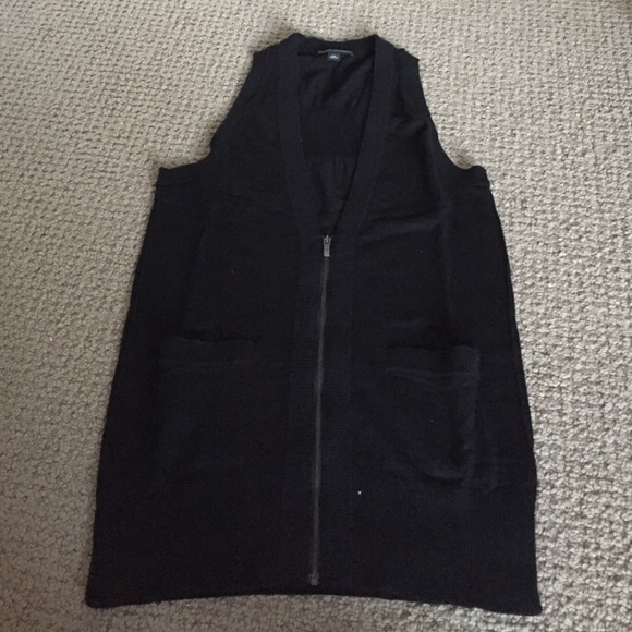 Banana Republic Sweater Vest - Picture 1 of 3