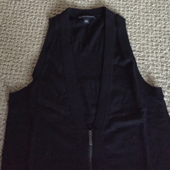 Banana Republic Sweater Vest - Picture 2 of 3