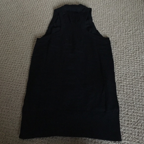 Banana Republic Sweater Vest - Picture 3 of 3