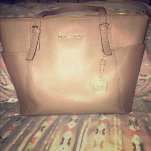 Micheal Kors Handbag
